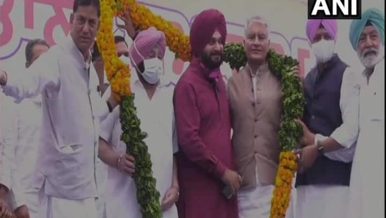 नवजोत सिंह सिद्धू ने कांग्रेस प्रदेश अध्यक्ष की संभाली कमान !!