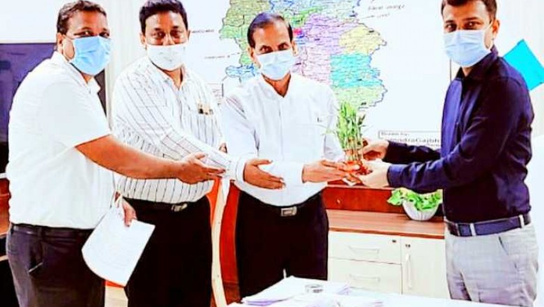 शपथ फाउंडेशन, भिलाई ने श्री प्रशांत अग्रवाल, पुलिस अधीक्षक,दुर्ग का पौध भेंट कर किया सम्मान !!