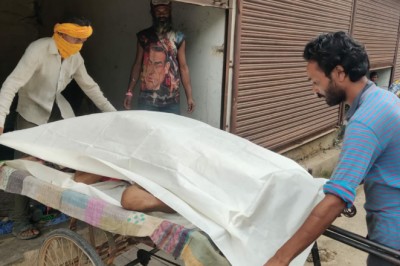 मिसाल : हनुमान भक्तो ने किया भिक्षुक का दाहसंस्कार