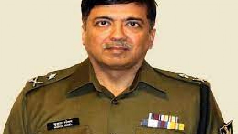 हाईकोर्ट का यूपी डीजीपी को आदेश, तत्कालीन एसपी मैनपुरी को हटाए या जबरन रिटायर करें