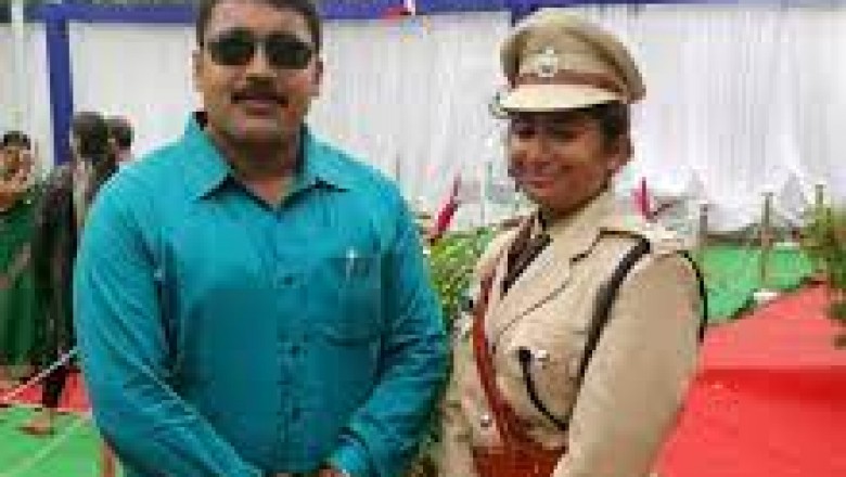 बिलासपुर के पति-पत्नी बनेंगे डिप्टी कलेक्टर:सहायक जेल अधीक्षक पति से एक कदम आगे निकली DSP पत्नी, सृष्टि ने दूसरी और सोनल ने तीसरी रैंक की हासिल; गगन को चौथा स्थान