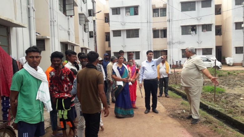 बोरसी गैलेक्सी अपाटमेंट प्रधानमंत्री आवास का निरीक्षण करने पहुंचे महापौर