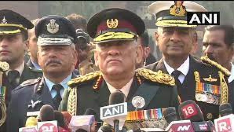 CDS जनरल बिपिन रावत 8 देशों की साझा SCO मिलिट्री एक्सरसाइज़ की समीक्षा के लिए रूस पहुंचे,