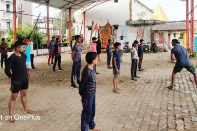 हनुमान भक्तो द्वारा दंड प्रशिक्षण वर्ग का आयोजन