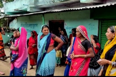 गर्भवती महिलाओं की मदद के लिए शुरू की गई जननी एक्सप्रेस का हाल है बेहाल