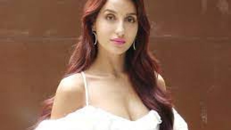 16 साल की उम्र में वेट्रेस का काम करती थीं Nora Fatehi, बताया कितना मुश्किल है ये काम ..
