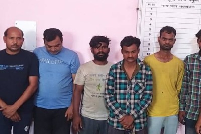 गाजियाबाद में तीन करोड़ के विस्फोटक जब्त:पुलिस ने लैब टेक्नीशियन समेत 6 दबोचे; फैक्ट्री सील, 3 साल पहले इसी गिरोह के बनाए विस्फोटक से दिल्ली में 17 की जान गई थी