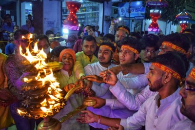 मां बम्लेश्वरी के भक्तो ने निकली माता की चुनरी यात्रा