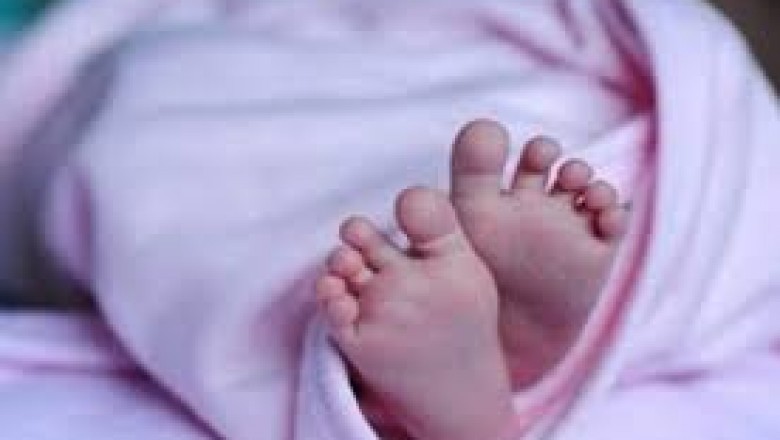 अस्पताल में नवजात शिशु की मौत पर बवाल, गुस्साए परिजनों ने लापरवाही का लगाया आरोप, डाॅक्टरों से की मारपीट