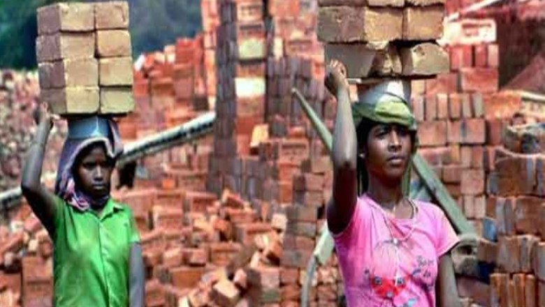 पलायन रोकने नहीं हुई विशेष पहल:फिर भी बांडेड लेबर एक्ट 1976 की अनेदखी, यही वजह है कि बंधुआ मजदूर मामले में दर्ज नहीं होती रिपोर्ट