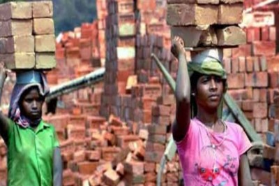 पलायन रोकने नहीं हुई विशेष पहल:फिर भी बांडेड लेबर एक्ट 1976 की अनेदखी, यही वजह है कि बंधुआ मजदूर मामले में दर्ज नहीं होती रिपोर्ट