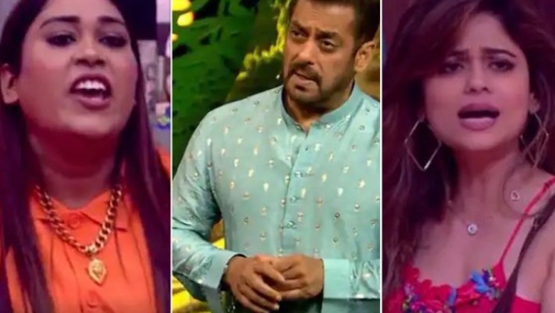 बिग बॉस 15:​​​​​​​अफसाना खान ने कैमरों के सामने फाड़ी आकासा सिंह की शर्ट, शमिता शेट्टी की कर दी ऐज शेमिंग, भड़कते हुए सलमान ने लगाई क्लास