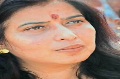 पत्थलगांव की घटना पर बोली राज्यसभा सांसद:सरोज पांडेय ने कहा मृतक के परिजनों को मिले मुआवजा, प्रदेश में अपराधियों के हौसले बेतहाशा बुलंद हैं