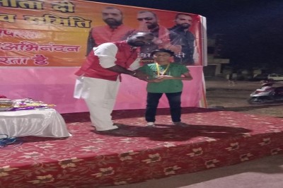 जय माता दी दुर्गा उत्सव समिति मंगल बाजार हुडको शरद पूर्णिमा एवं सम्मान समारोह का आयोजन किया गया