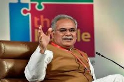 मुख्यमंत्री भूपेश बघेल ने राजस्व के मामले को लेकर भी कांफ्रेंस में तीखी नाराजगी जतायी , कई जिलो मिला शाबाशी ..तो वही कई को मिली फटकार