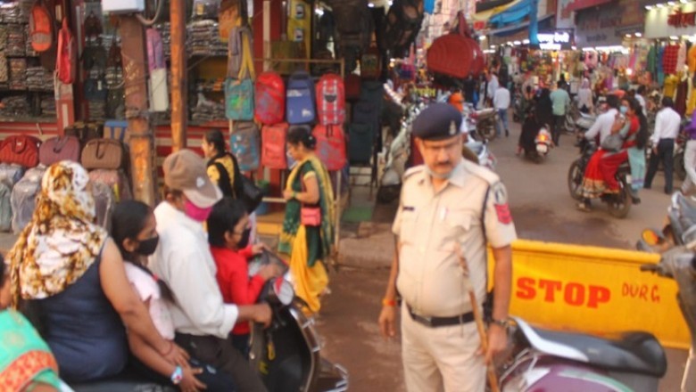 दशहरे को देख पुलिस ने लिया सबक, त्योहार के दौरान चप्पे-चप्पे पर रहेगी पुलिस की नजर