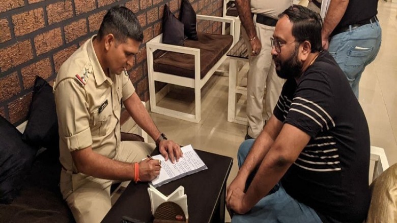 दुर्ग-भिलाई के 20 हुक्का बार में पुलिस की रेड, सभी को किया गया सील; एक गिरफ्तार