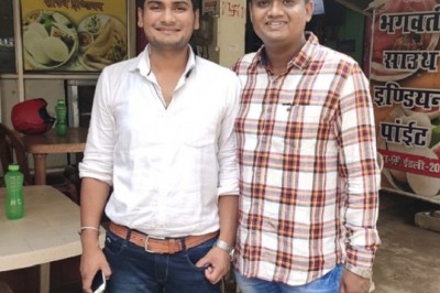 अफसर बनने के लिए दो दोस्तों ने छोड़ दी लाखों के पैकेज वाली नौकरी, एक साथ बने डिप्टी कलेक्टर