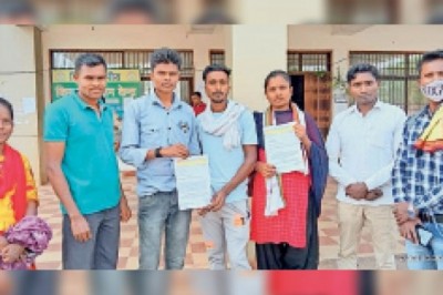 स्टूडेंट्स की पढ़ाई प्रभावित, कलेक्टर को बताई परेशानी