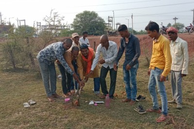 ग्राम पंचायत करेली में मनाया गया गोवर्धन पूजा