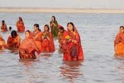 नहाय खाय की रस्म के साथ छठ शुरू, तालाब तटों की हो रही सफाई