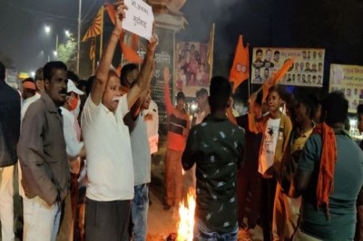 कवर्धा हिंसा के लिए बताया जिम्मेदार; कहा- अकबर हिंदू विरोधी, उनकी शह पर हुआ, बर्खास्त करें