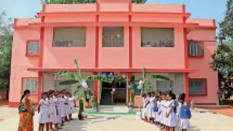 फ्री चिकित्सा -: रावघाट में डॉक्टरों व स्टाफ के लिए आवास बनकर तैयार
