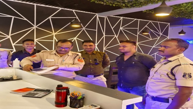 भिलाई में 23 थानों की टीम ने रेस्टोरेंट, कैफे, होटल में चलाया सर्चिंग ऑपरेशन