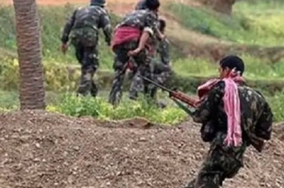 CG- महाराष्ट्र बॉर्डर पर 5 नक्सली ढेर:कई बड़े लीडरों के मारे जाने की खबर, गढ़चिरौली के जंगल में सुबह घुसी थी फोर्स; सर्चिंग जारी