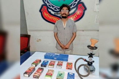 पुलिस की कार्रवाई:छात्रों को 300 रुपए घंटे में हुक्का की होम डिलीवरी, दुकान संचालक गिरफ्तार