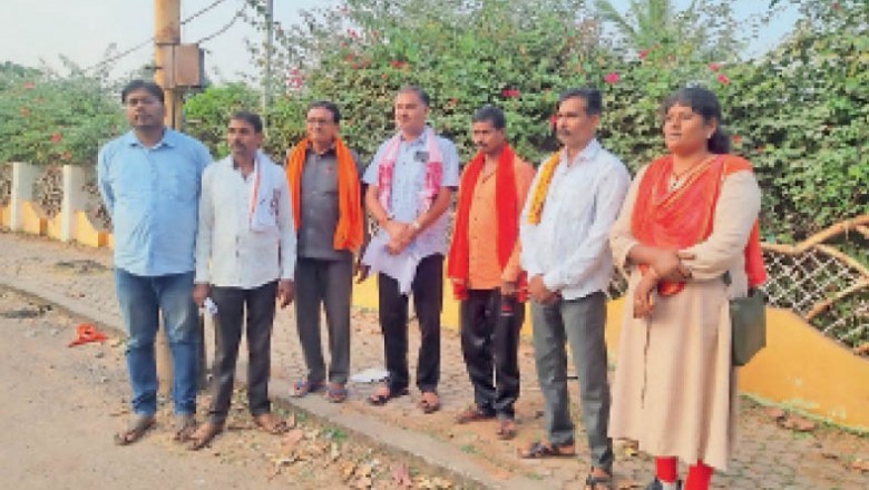 थानेदार ने 1 लाख में किया सौदा, 48 हजार एडवांस मिले तब बनाई रिपोर्ट, मुआवजा मिलते ही फिर मांग रहे पैसे