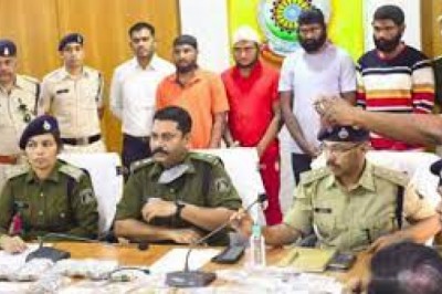 लग्जरी कार में मध्य प्रदेश से छत्तीसगढ़ आए चोरी करने....