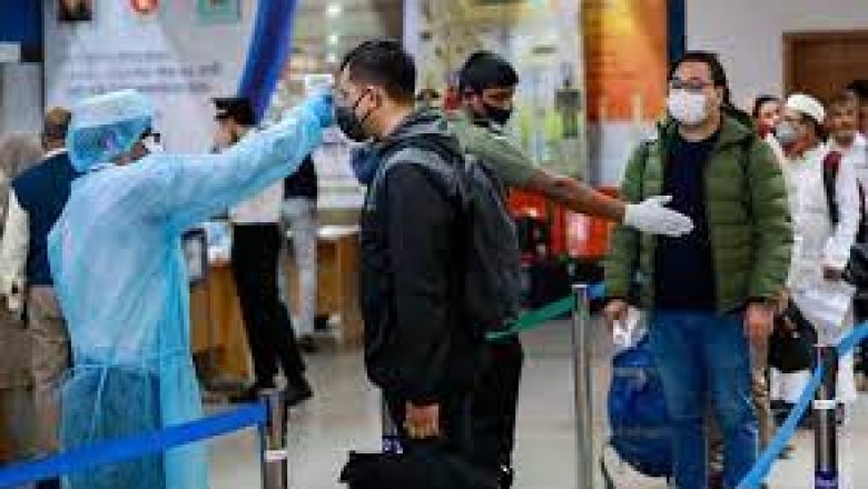 अमेरिका और दुबई से लौटे दो यात्री कोरोना पॉजिटिव,सैंपल एडवांस जीनोम सीक्वेंसिंग के लिए भेजा जाएगा; विदेश से आए 159 अभी भी लापता