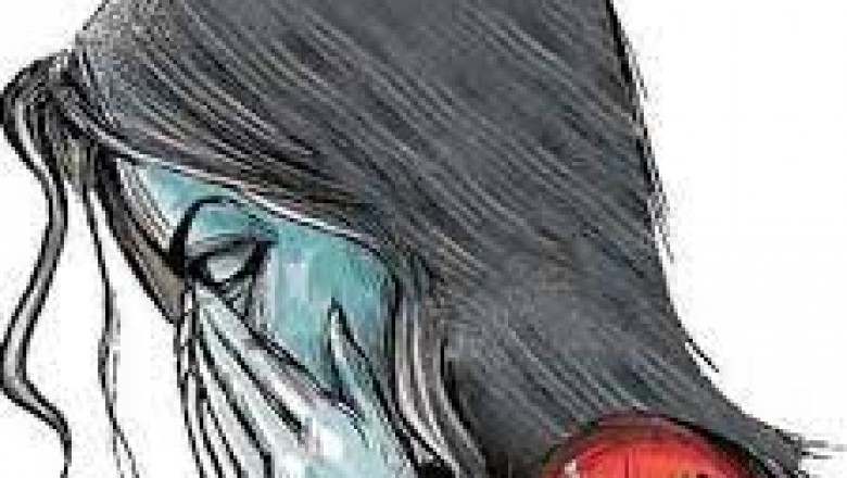 40 वर्षीय  पिता ने अपनी 12 वर्षीय बेटी के साथ किया रेप
