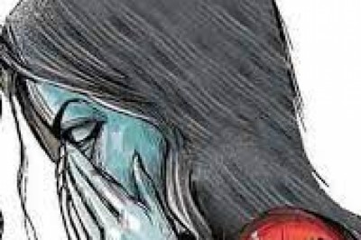 40 वर्षीय  पिता ने अपनी 12 वर्षीय बेटी के साथ किया रेप