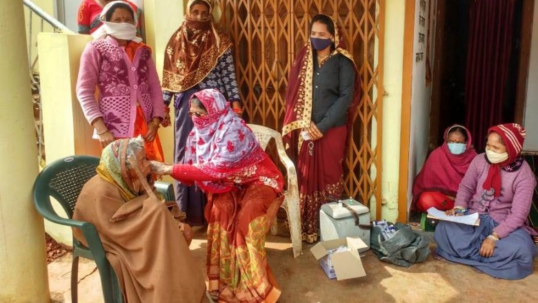 98 वर्षीय बुजुर्ग महिला रासो बाई ने लगवाई कोविड टीके की दूसरी डोज