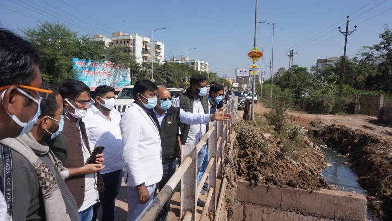 महापौर नीरज पाल के प्रयासों से 17 करोड़ की लागत से तेल्हानाला का होगा चैनेलाइजेशन,