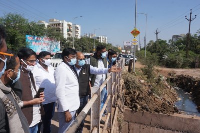 महापौर नीरज पाल के प्रयासों से 17 करोड़ की लागत से तेल्हानाला का होगा चैनेलाइजेशन,