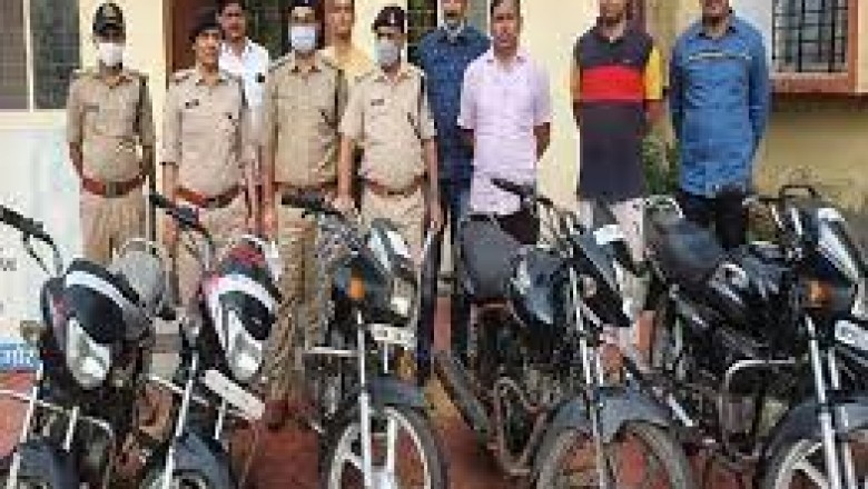 जबलपुर की पनागर पुलिस ने दो शातिर चोरों से चोरी के  बाइक जब्त किए