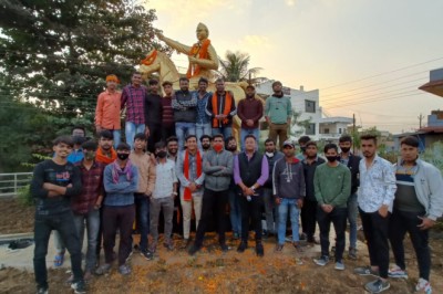 सेवा परमोधर्मः का राष्ट्रीय पराक्रम दिवस पर कार्यक्रम सुपेला सुभाष चौक में सम्पन्न हुआ
