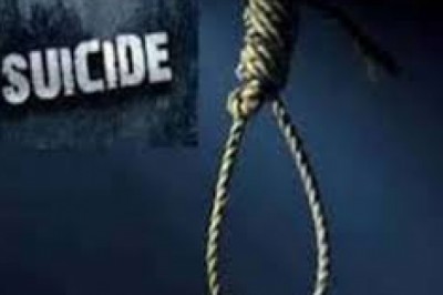 दुर्ग जिले में  26 वर्षीय युवती की खुदकुशी के मामले में -  पैरेंट्स ने ही सुसाइड करने उकसाया