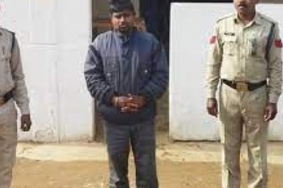 जशपुर- ग्रामीण को घर में घुसकर पीटने का मामला सामने आया हैं ,