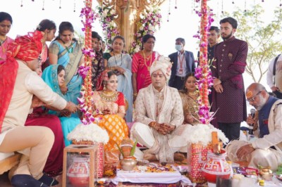 CM के बेटे चैतन्य की धूमधाम से हुई शादी, दिग्गजों के साथ जमकर थिरके