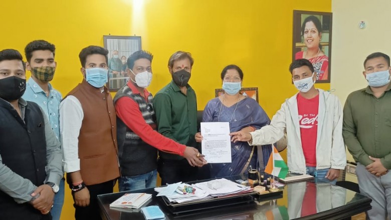 गंज चौक का नामकरण छत्रपति शिवाजी महाराज चौक करने एवं मूर्ति स्थापित करने महापौर को दिया गया ज्ञापन