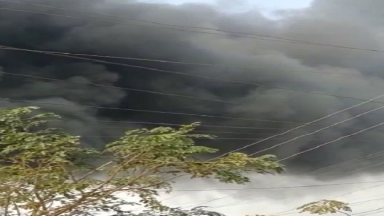 छत्तीसगढ़ की राजधानी रायपुर के  एक फोम फैक्ट्री में आग लग गई