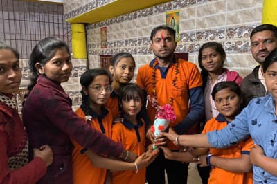 शिवपुरी जामुल वार्ड 16 में मातृ पितृ दिवस का आयोजन किया गया