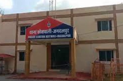 बंद घर में मिली मां-बेटे की सड़ी-गली लाश,