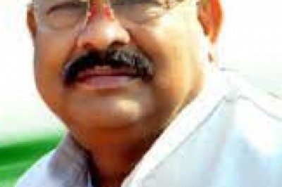 कांग्रेस विधायक दलेश्वर साहू ने अपनी ही पत्नी को मुख्यमंत्री स्वेच्छानुदान राशि दिलवा डाली