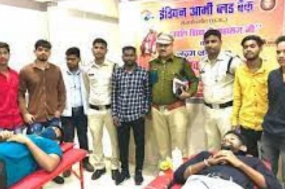छत्रपति शिवाजी महाराज की जयंती पर इंडियन आर्मी ब्लड बैंक राजनांदगांव के द्वारा रक्तदान शिविर का आयोजन किया गया