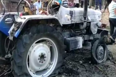 छत्तीसगढ़-तेलंगाना बॉर्डर पर माओवादियों ने एक बार फिर जमकर आतंक मचाया